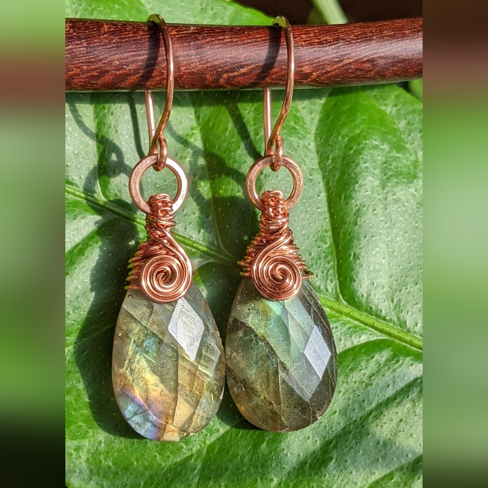 Iridescent Natural Gem Drop Earrings Labradorite Hand Wrapped In Pure Copper - Picture 1 of 15